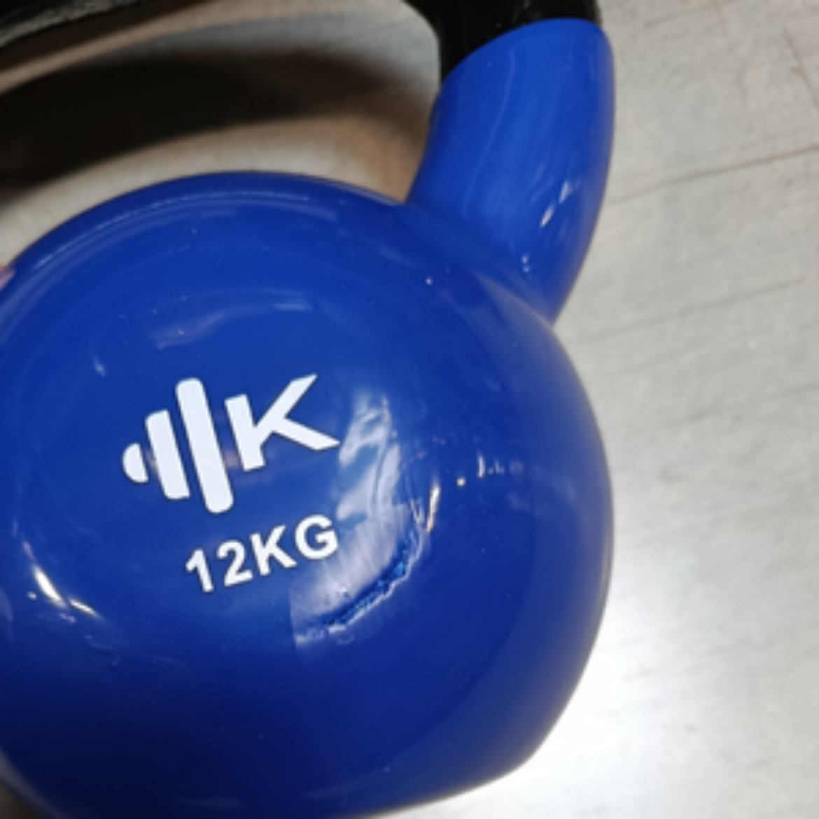 Gumirana Girja 12 kg IZLOZBENA